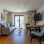 Casa Mia With Parking Apartamento *