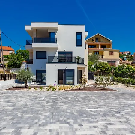 Casa Mia With Parking 公寓