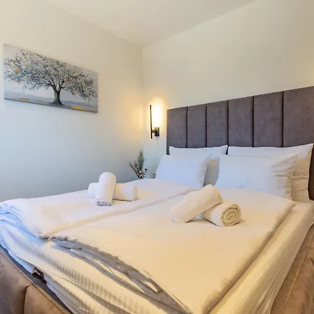 Casa Mia With Parking 公寓 *