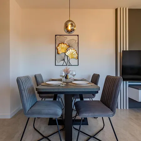 公寓 Casa Mia With Parking *