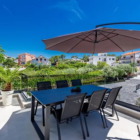 Casa Mia With Parking 公寓 *