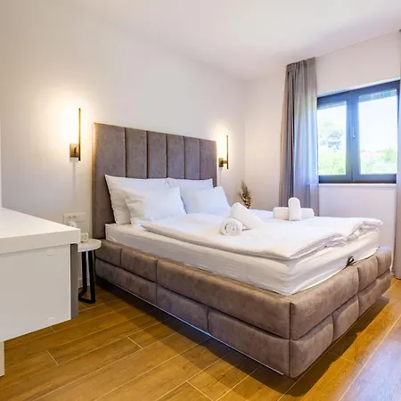 Lägenhet Casa Mia With Parking Zadar